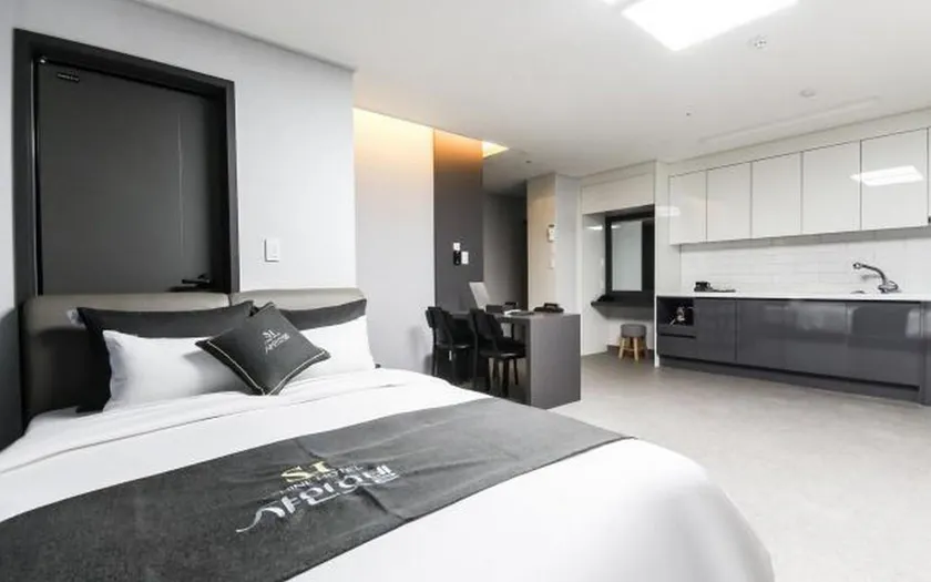 Suncheon Shine Hotel - Image 1