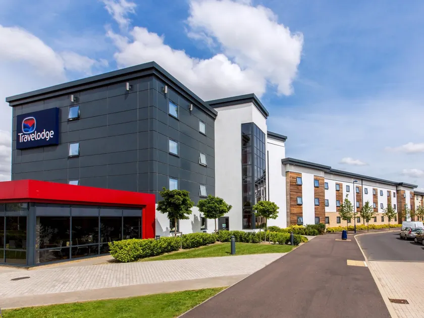 Travelodge Cambridge Orchard Park - Image 1