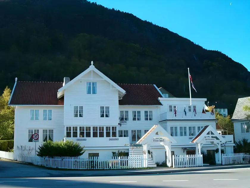 Utne Hotel - Image 1