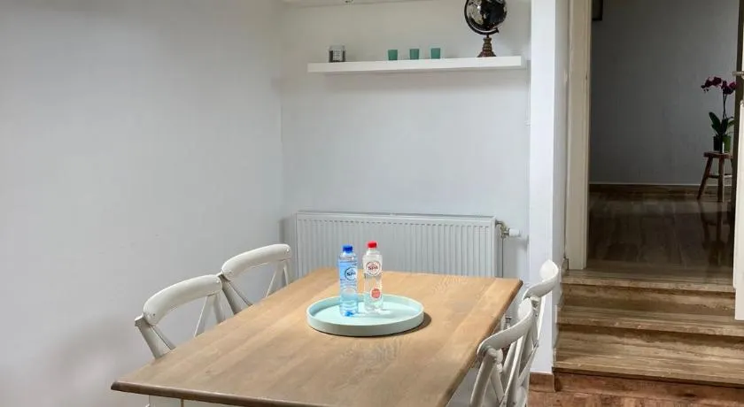 Rustig appartement in het groen met terras - Image 1