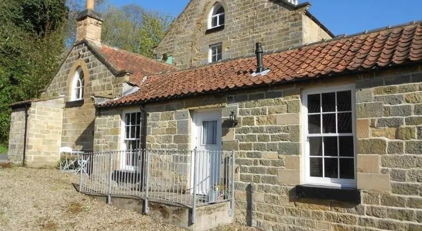 Everley Cottage - Image 1