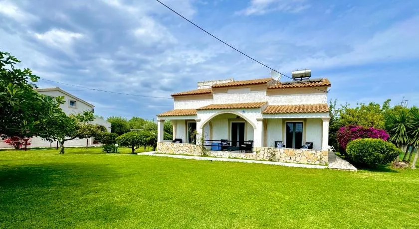 Sungate Villas - Image 1