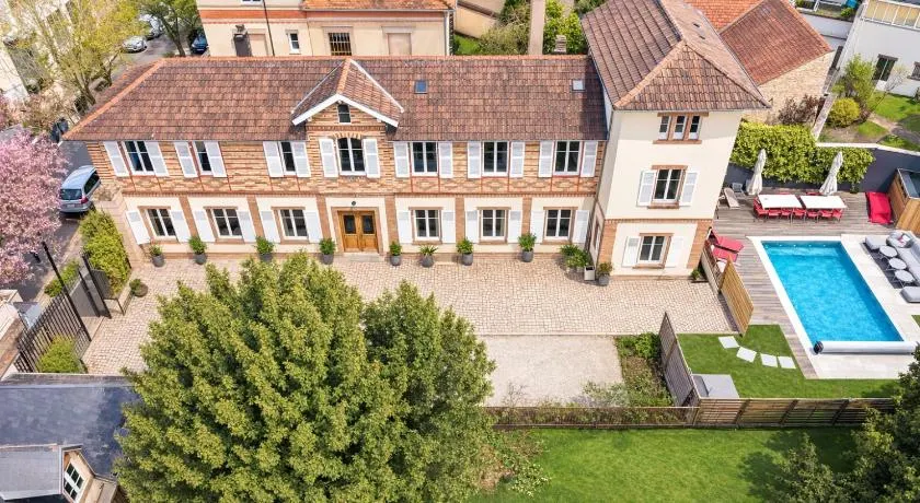 Villa Avril Gîte Privé Luxe 15 pers- deux piscines intérieure, extérieure-sauna -proche Europapark - Image 1