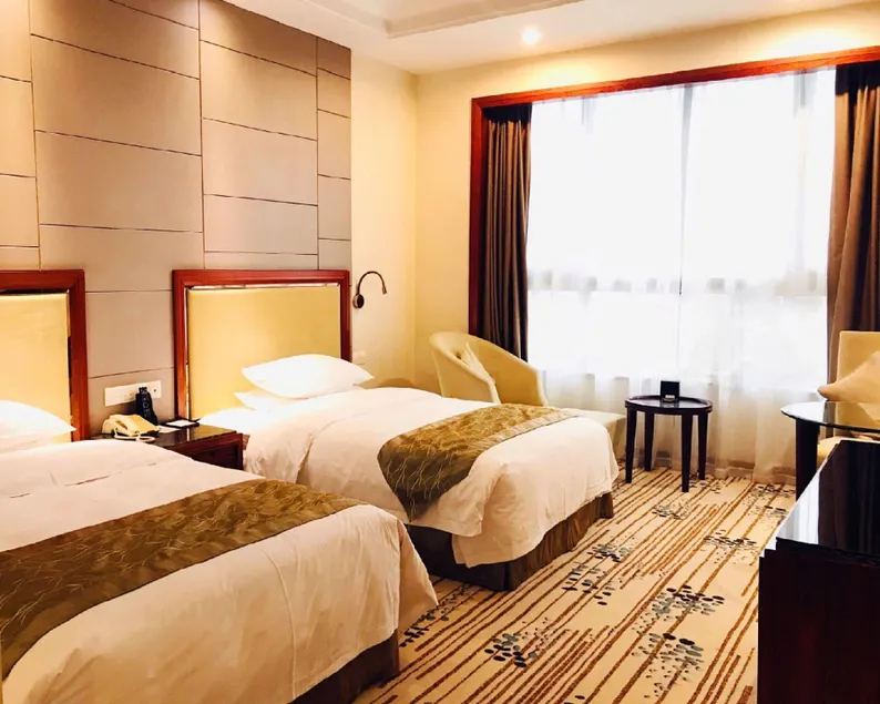Beishang Shenghui Fortune Hotel - Image 1