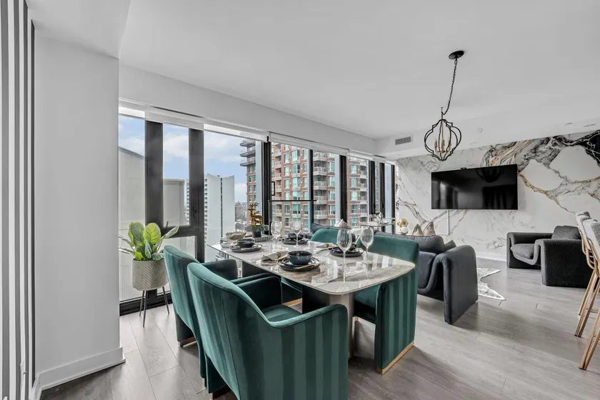 Bellair Yorkville - Image 1