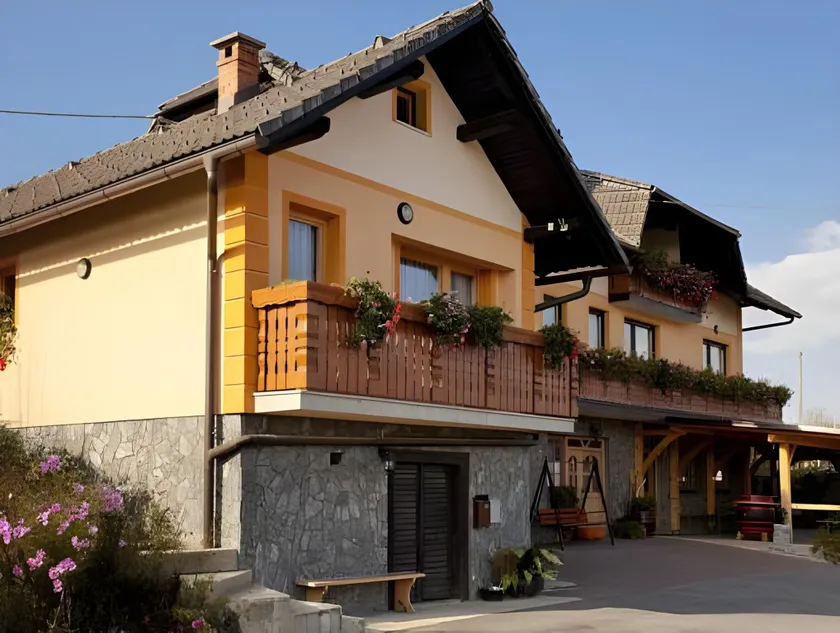 Tourist Farm Škrbina - Image 1