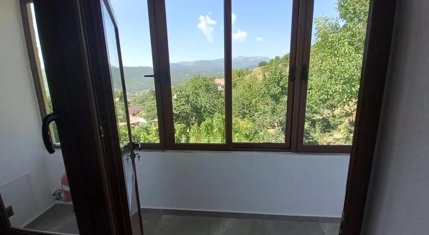 Vila Dervish ÇELA - MOKER - Image 1