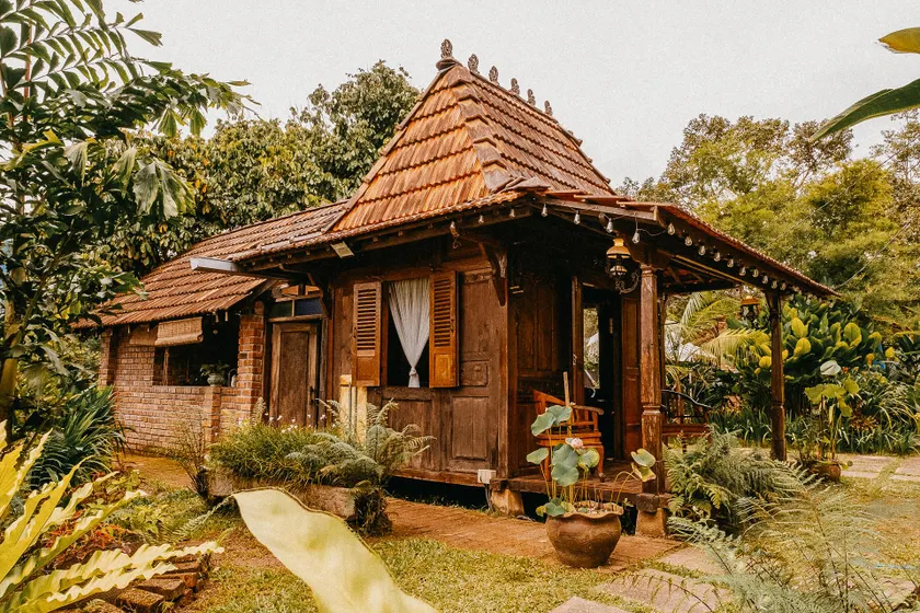 Gunungan Kampung Stay - Image 1