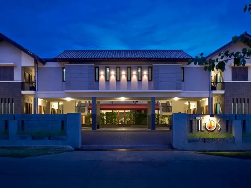 Hotel Ilos - Image 1