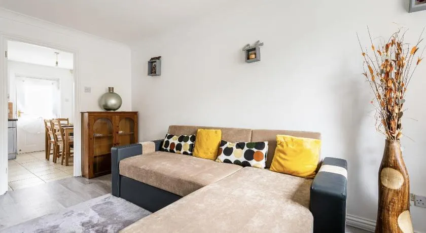 Beautiful Comfortable Double Room - Image 1