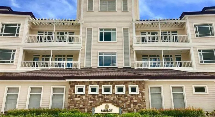 Tagaytay, Twinlakes, The Vineyard at Merlot - Image 1