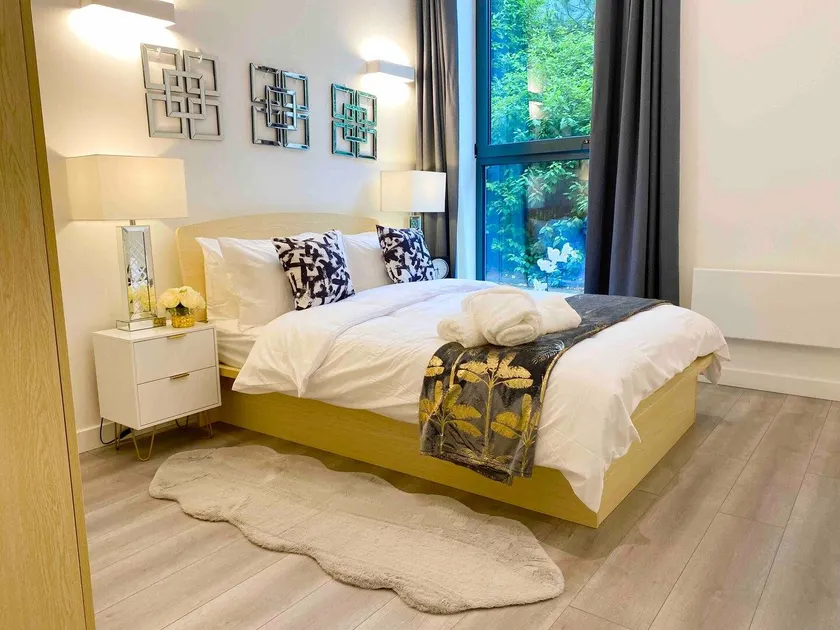 Luxury 1-Bedroom Serviced Apartment - ATRIUM - Image 1