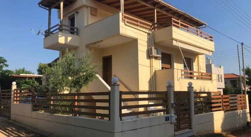 Artemis House - Image 1