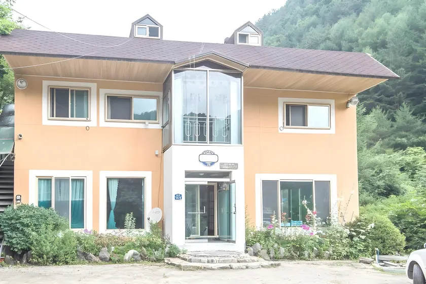 Pyeongchang Songnim Private Pension - Image 1