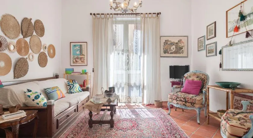 Appartamento 'Casina Di Marnie' con terrazza privata e Wi-Fi - Image 1