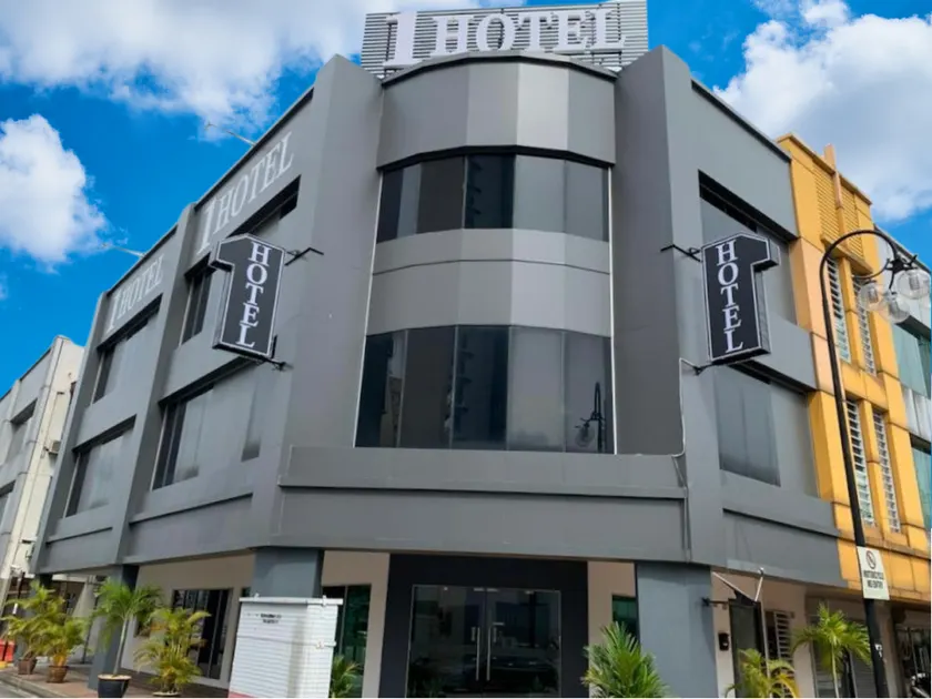 1 Hotel Kuchai Lama - Image 1