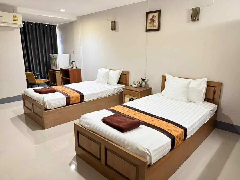 Chiangdaoinn Hotel - Image 1