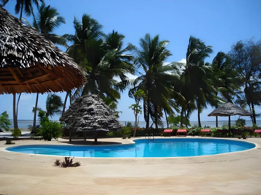 Maars Resort Chwaka - Image 1