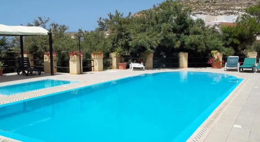 San Antonio Guesthouse - Image 1