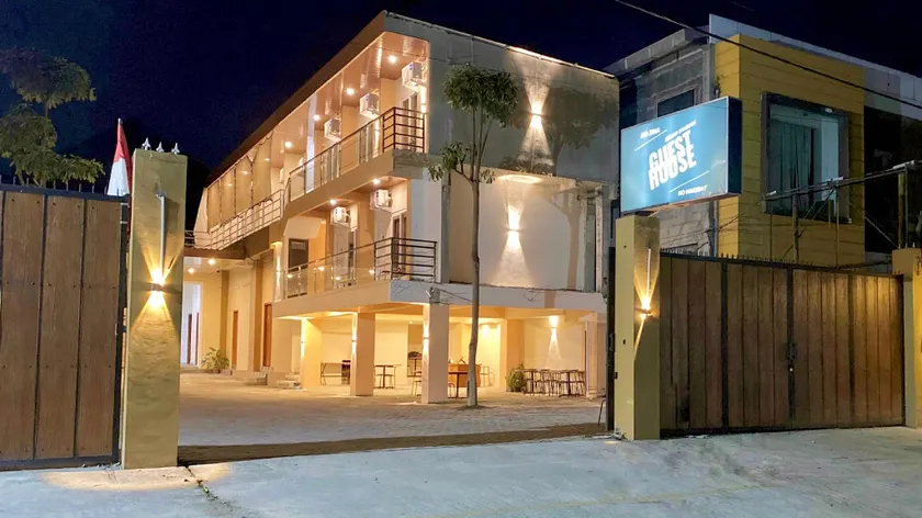 Al-Kiswah Syariah Guest House - Image 1