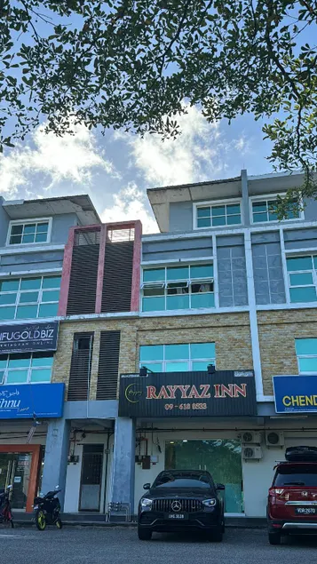Rayyaz Inn - Image 1