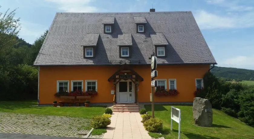 Apartamento 'Ferienwohnung Auf Der Heide' com terraço partilhado, jardim partilhado e acesso Wi-Fi - Image 1
