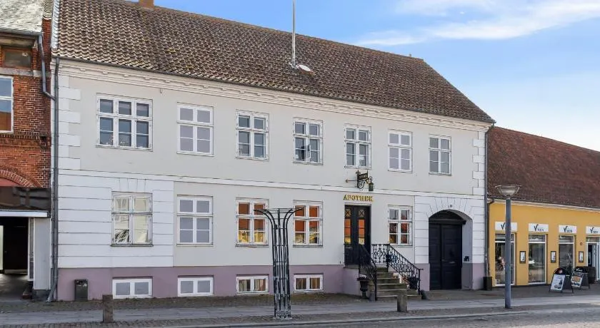 Det gamle Apotek Møn - Image 1