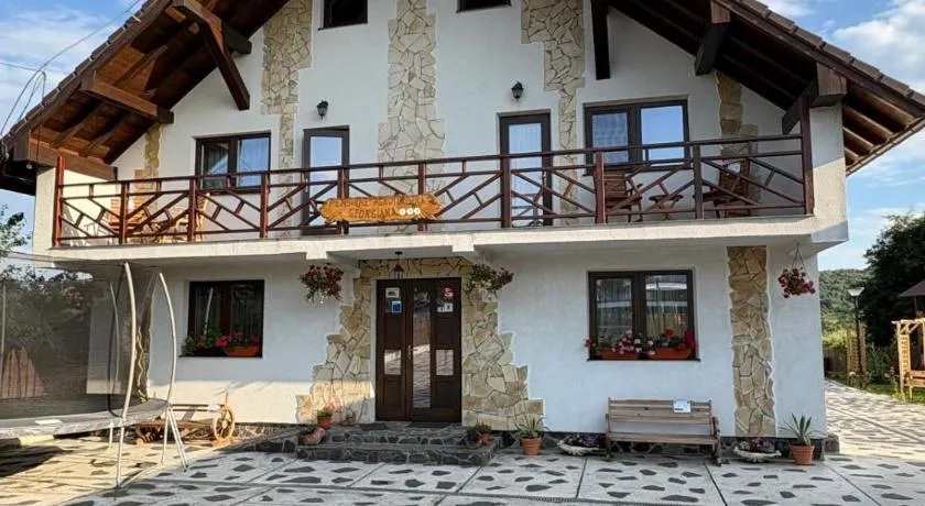 Pensiunea Georgiana - Image 1