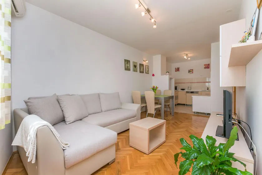 Apartments Cetina - Image 1