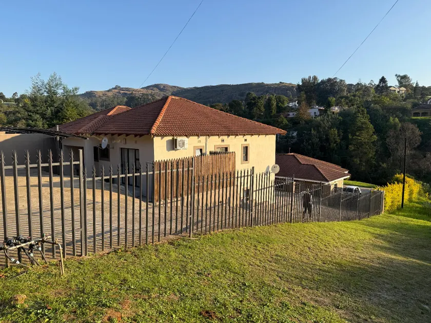 Mountain Drive Apartments - Image 1