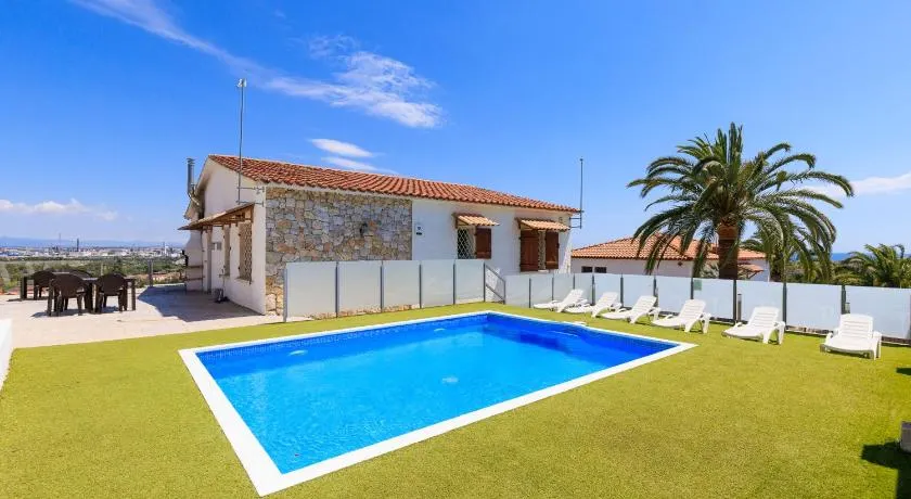 PANORAMIC VILLA - Only Families - Image 1