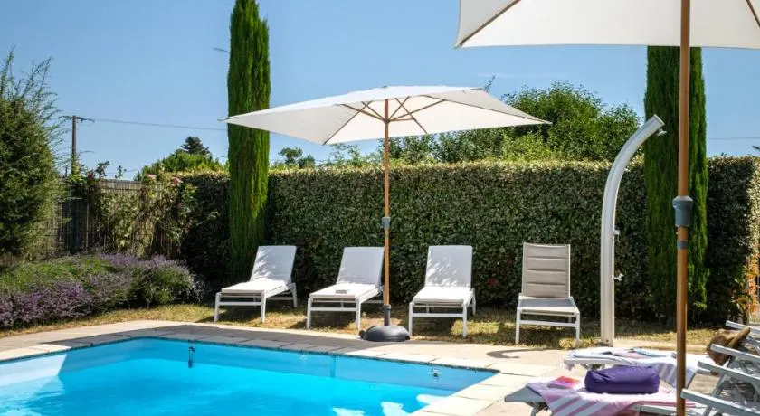 Maison de campagne climatisée avec piscine - 6 personnes - 3 chambres - Charente - Image 1