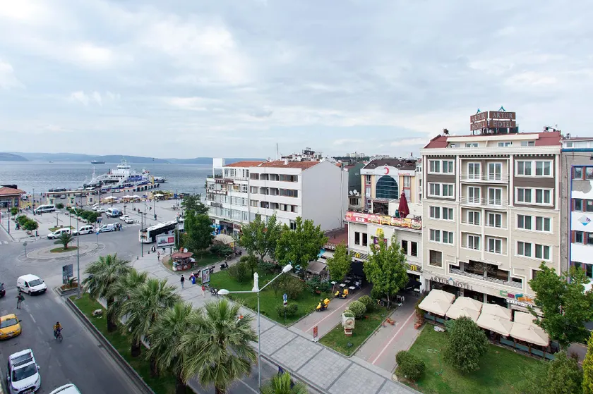 Artur Hotel - Image 1