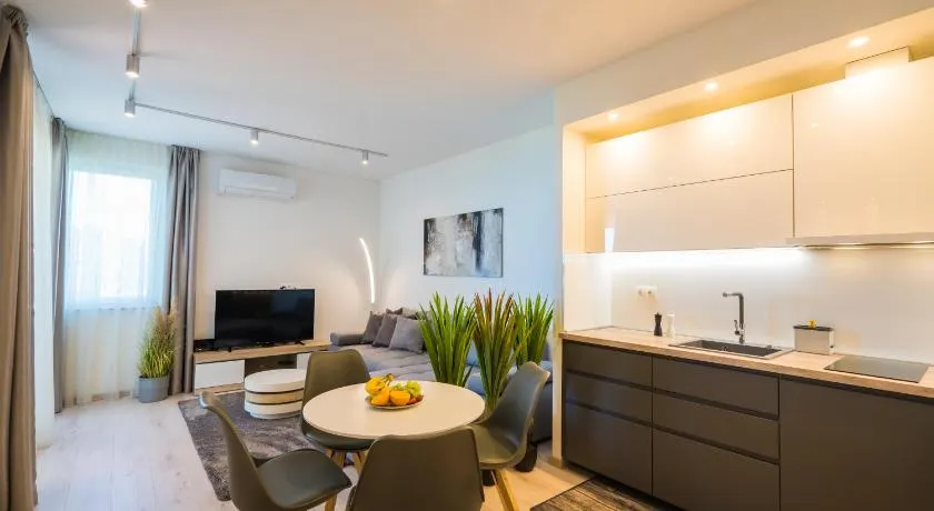 Silverdream Panorama Apartment - Image 1
