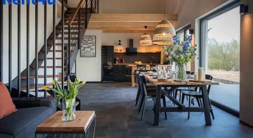 Fairway House by Rent4You - Image 1