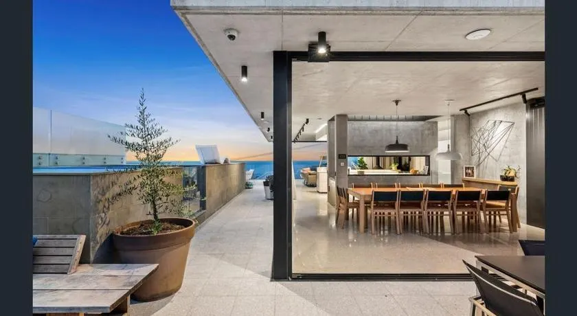 Luxury Coastal Escape pool, sauna, cinema, views - Image 1