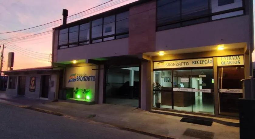 Pousada Bronzatto - Image 1