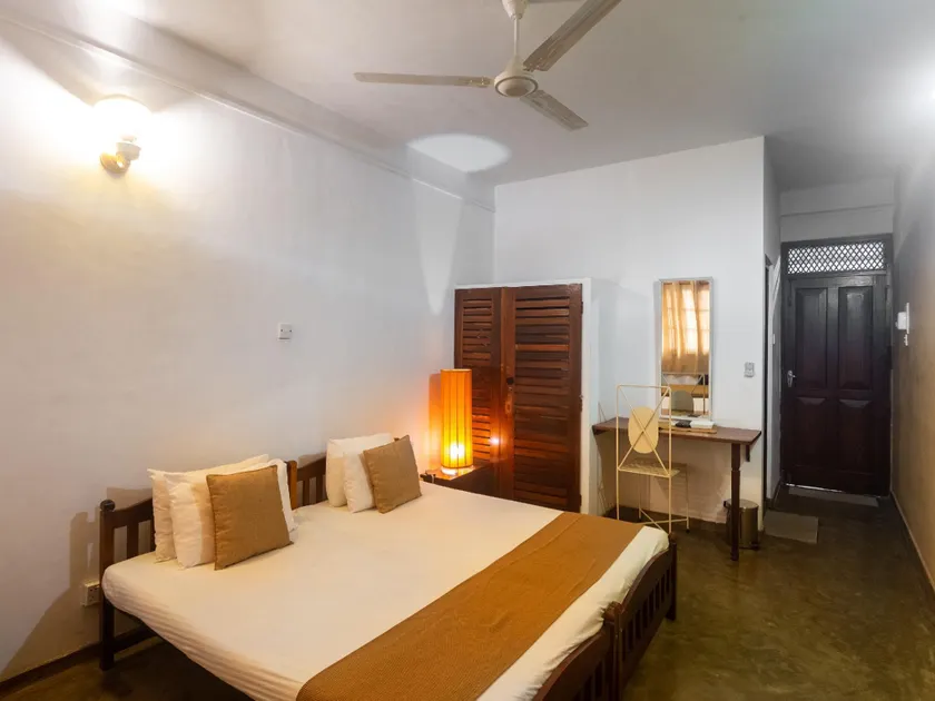 Yoho Ivory Inn - Image 1