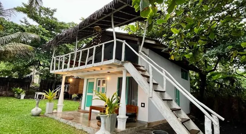 Beach House Kalukatiya - Family Villa, Seaview Room, Garden Room, Beach Cabana - Image 1