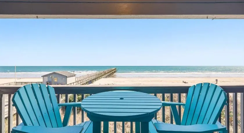 Sea Cabin Shores w Pool View and Ocean Peek - Image 1