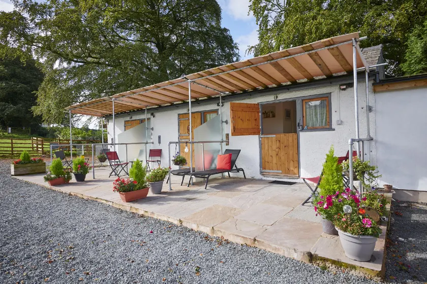 Newlands Farm Stables - Image 1