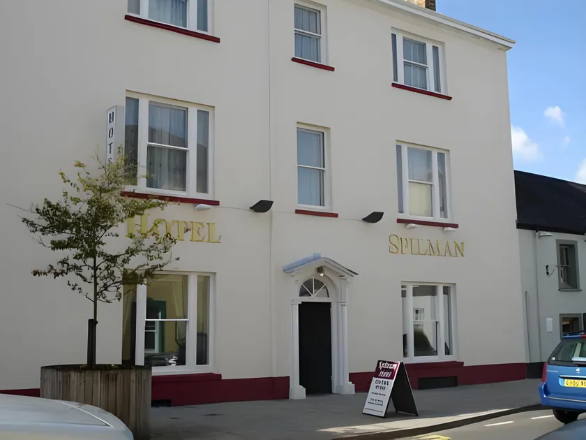 Spilman Hotel - Image 1