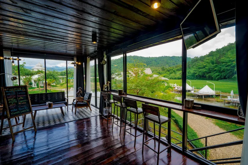 The White House Boutique Resort - Image 1