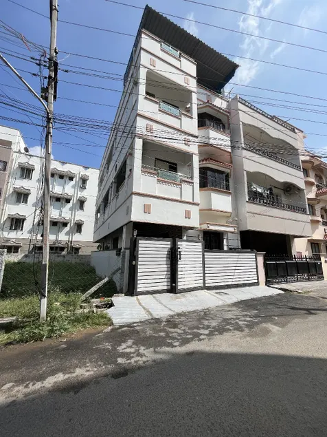 Kj service apartments - Image 1