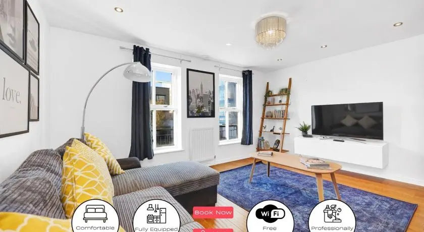Lovely 3 Bedroom House Short Term Rental & Flexible Renting Limehouse with private parking and garde - Image 1