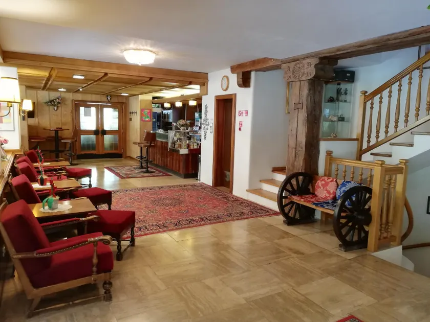 Hotel Rodes - Image 1