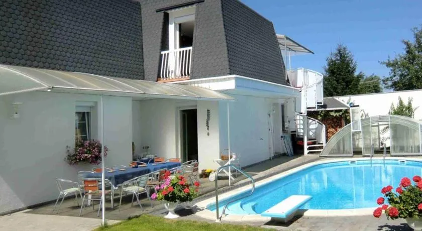 Apartment near Lake in Pilsen - Image 1
