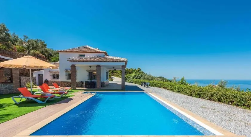 Villa Dajabe Sayalonga by Ruralidays - Image 1
