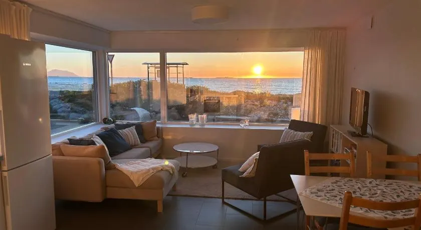 Beach front appartments in design eco-villa - Image 1