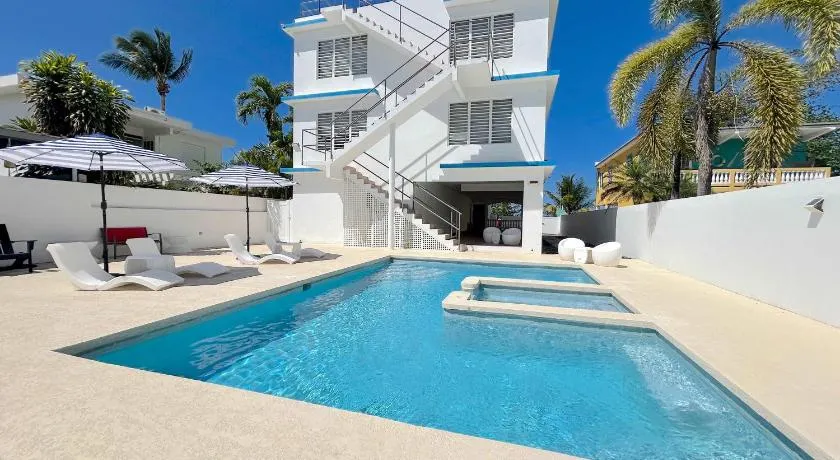 Playa Posita Suite - Stunning 1 bedroom suite steps from the beach - Image 1